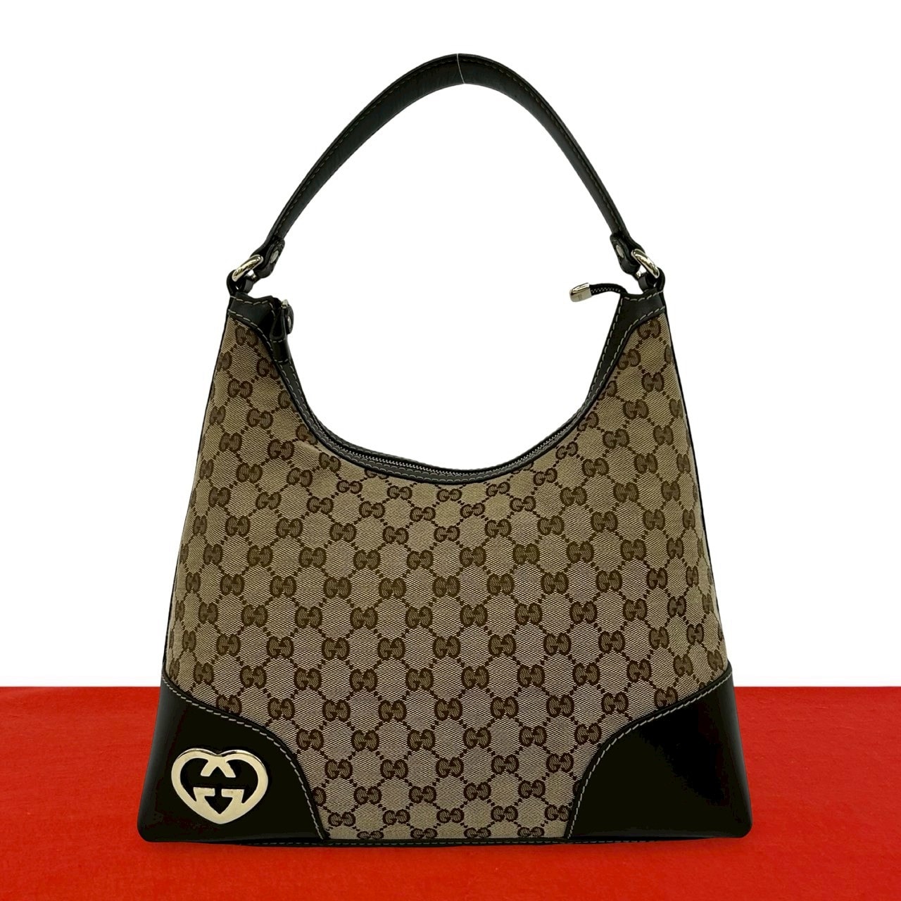 GUCCIグッチ GGキャンバス ウエストポーチ キャンバス レザー ブラック グッチ GG キャンバス ウエストポーチ 
