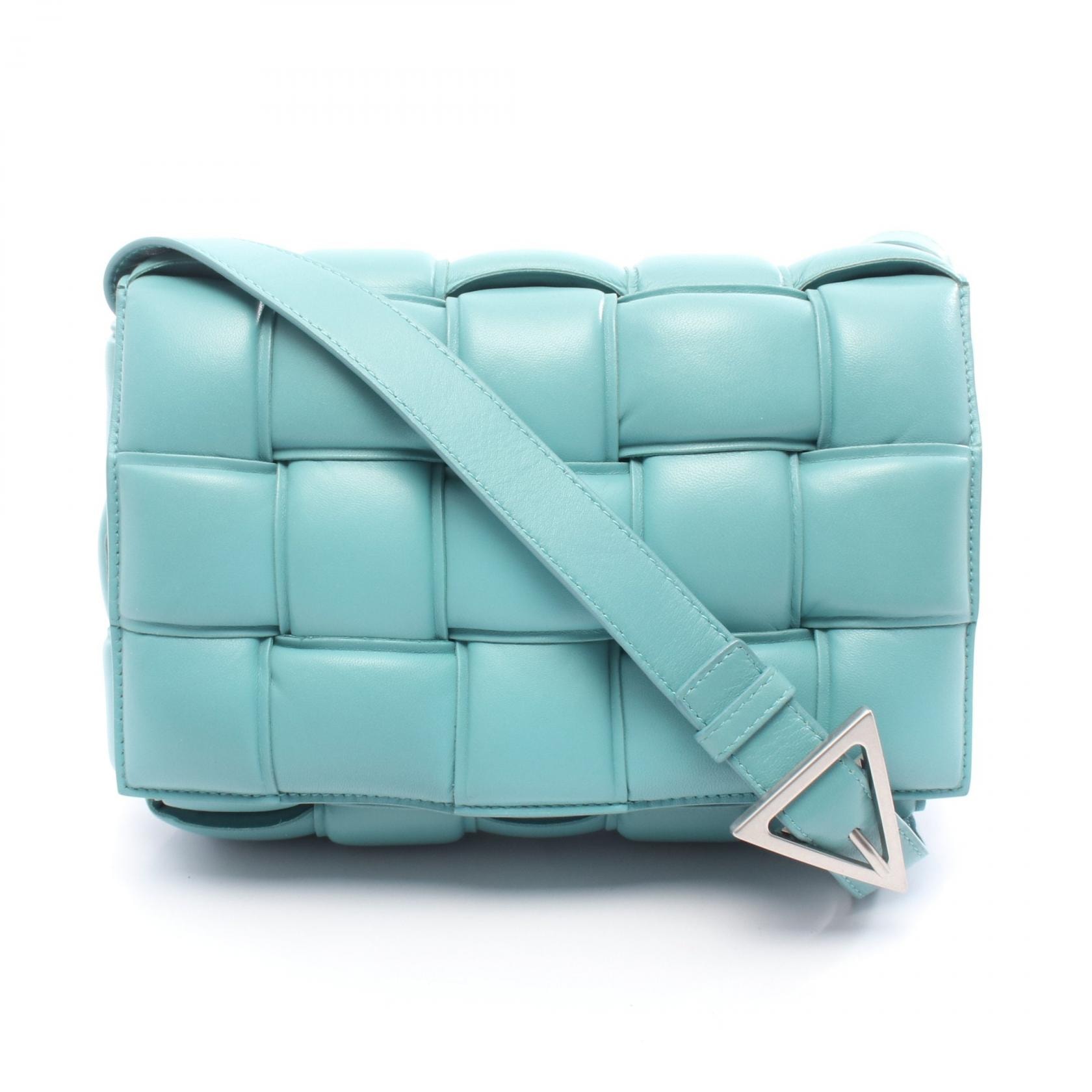 ボッテガヴェネタ BOTTEGA VENETA パデット カセット イントレチャート ショルダーバッグ バッグ レザー レディース ブルー系 【中古】