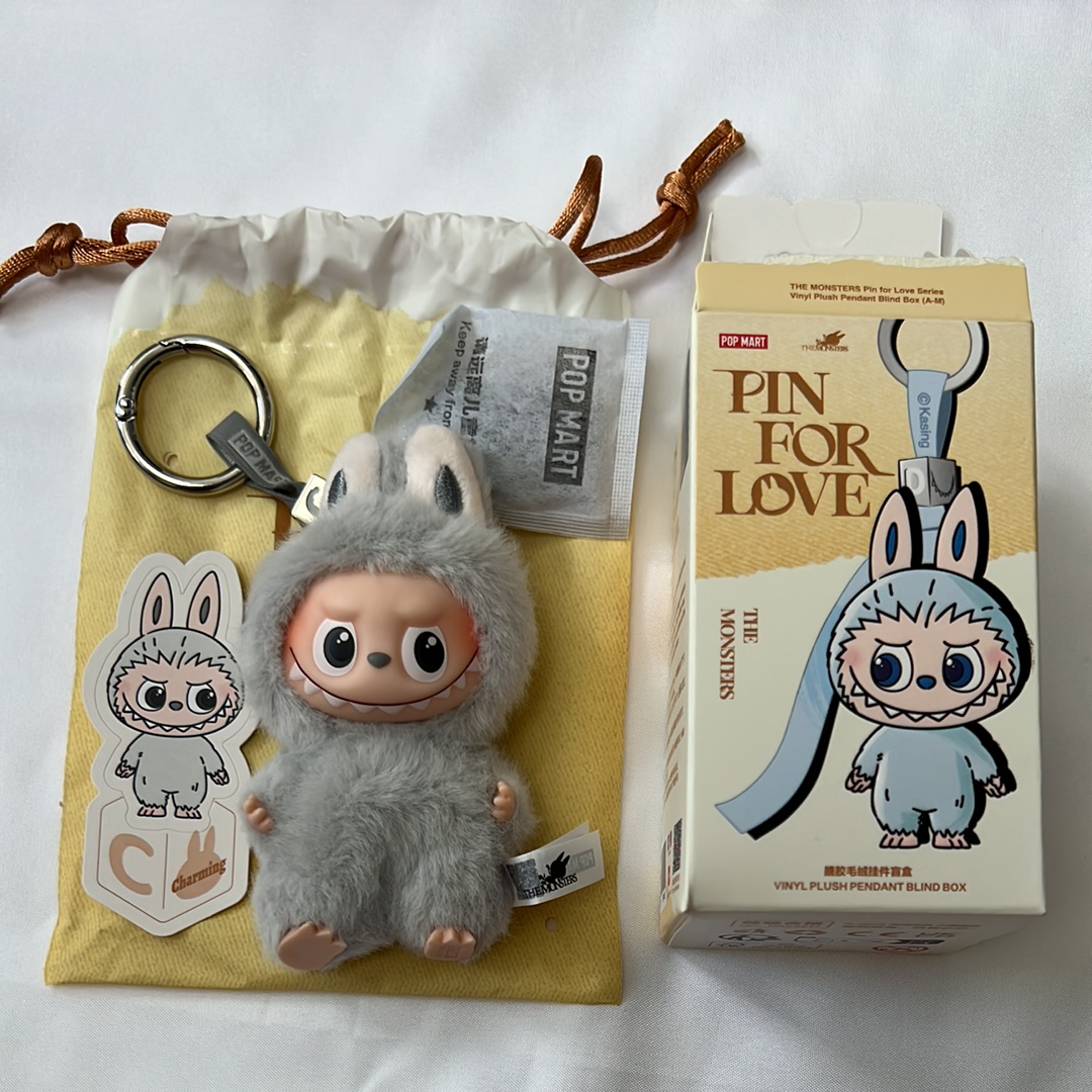 POP MART THE MONSTERS (LABUBU) Pin for Love Series-Vinyl Plush Pendant (A-M) C