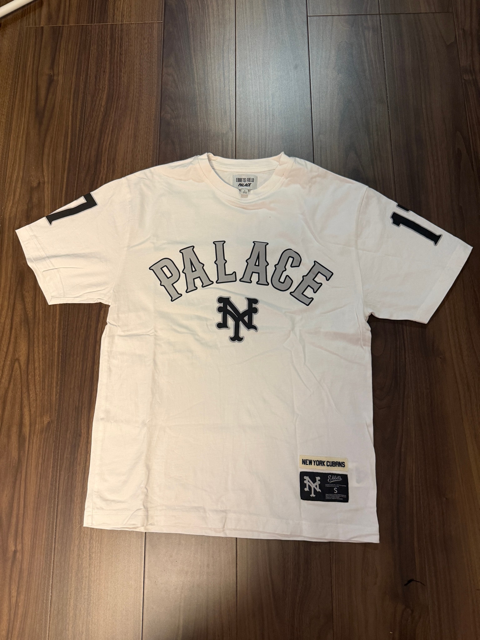 PALACE Palace New York Cubans T-Shirt "White"