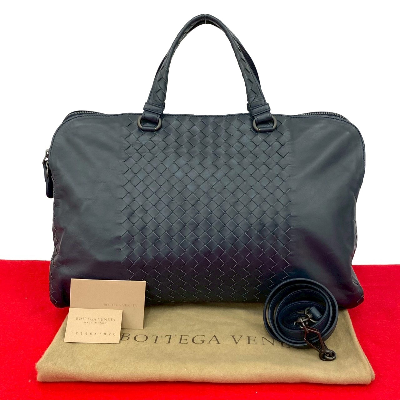 BOTTEGA VENETA ボッテガヴェネタ イントレチャート レザー ショルダーバッグ ネイビー
 06760