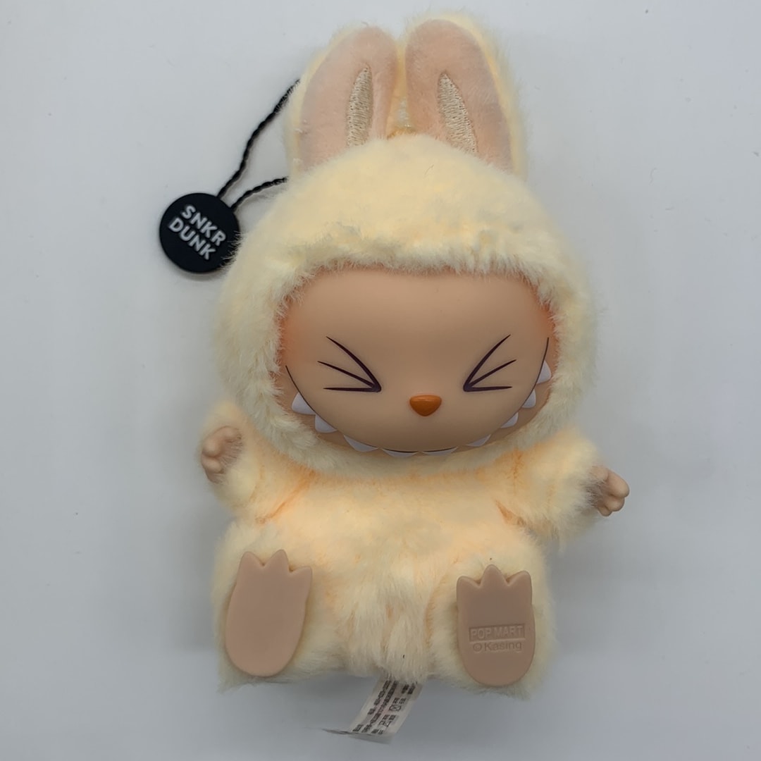 POP MART THE MONSTERS (LABUBU) Have a Seat Plush Series SISI