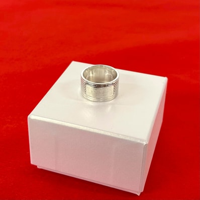 GUCCI グッチ リブデザイン リング シルバー925 リング・指輪 20号 シルバー
38972