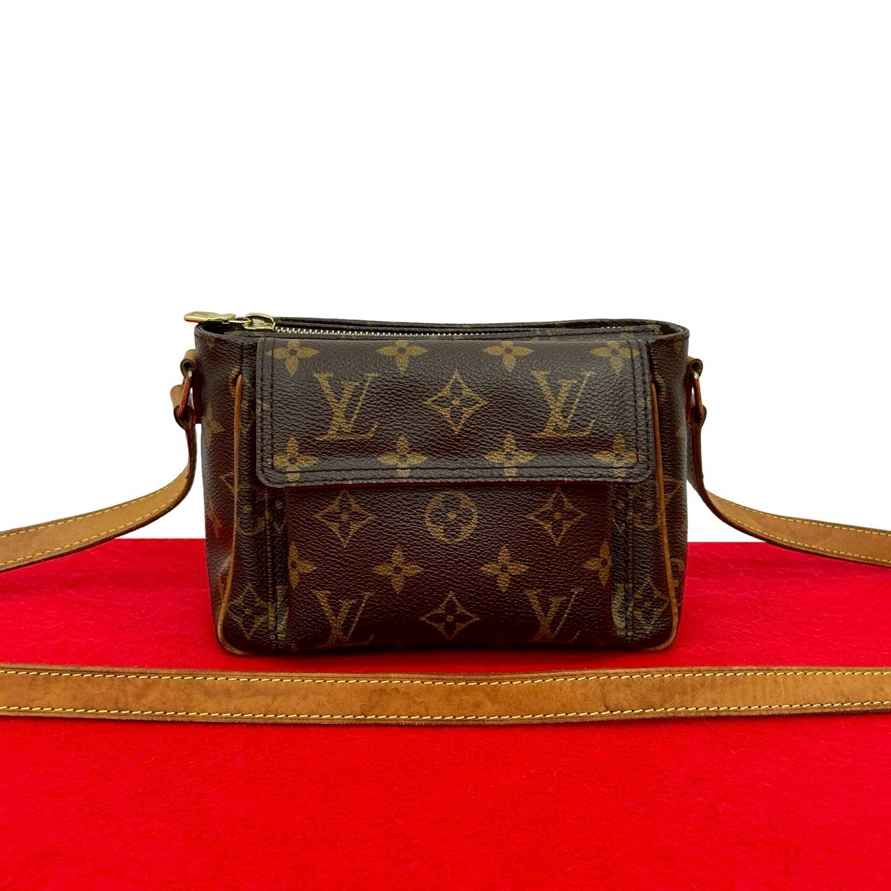 LOUIS VUITTON ルイヴィトン ヴィヴァシテ PM モノグラム レザー PVC ショルダーバッグ ブラウン
 28520