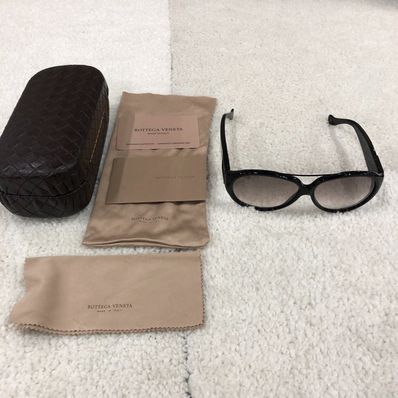 ボッテガヴェネタ サングラス