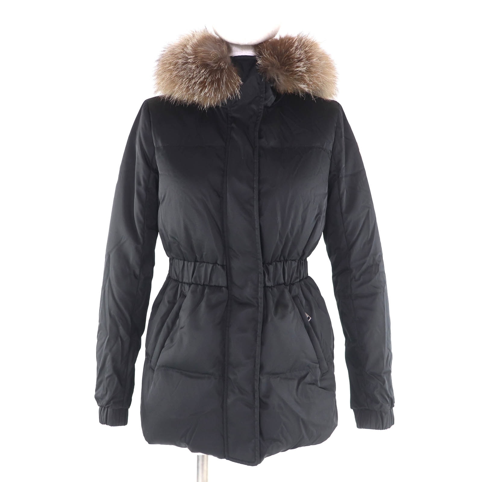 美品 モンクレール ダウンジャケット FATSIALFUR ブラック 00