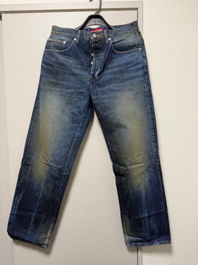 Supreme Distressed Loose Fit Selvedge Jean "Washed Indigo" (25SS)