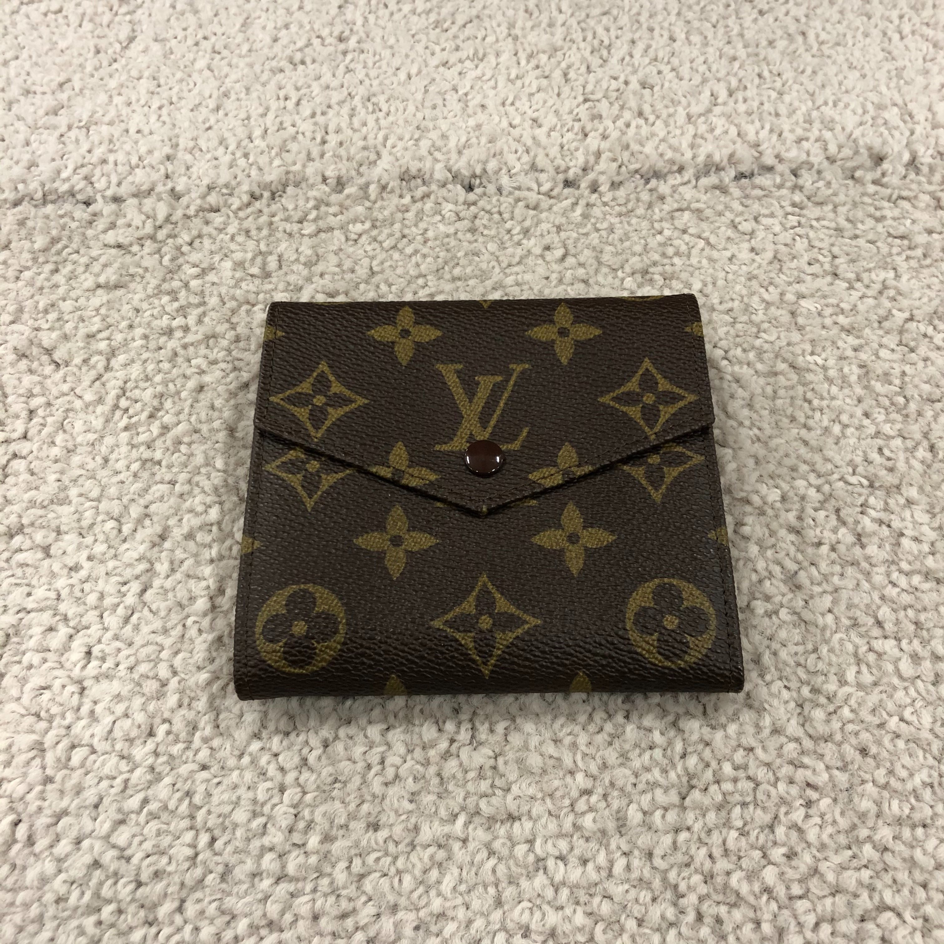 ルイ・ヴィトン モノグラム 財布