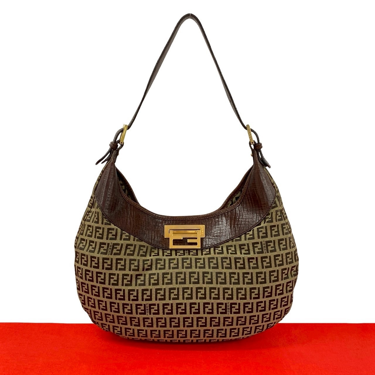 FENDI フェンディ ズッキーノ FF ロゴ 柄 レザー キャンバス ショルダーバッグ ブラウン
 541-4