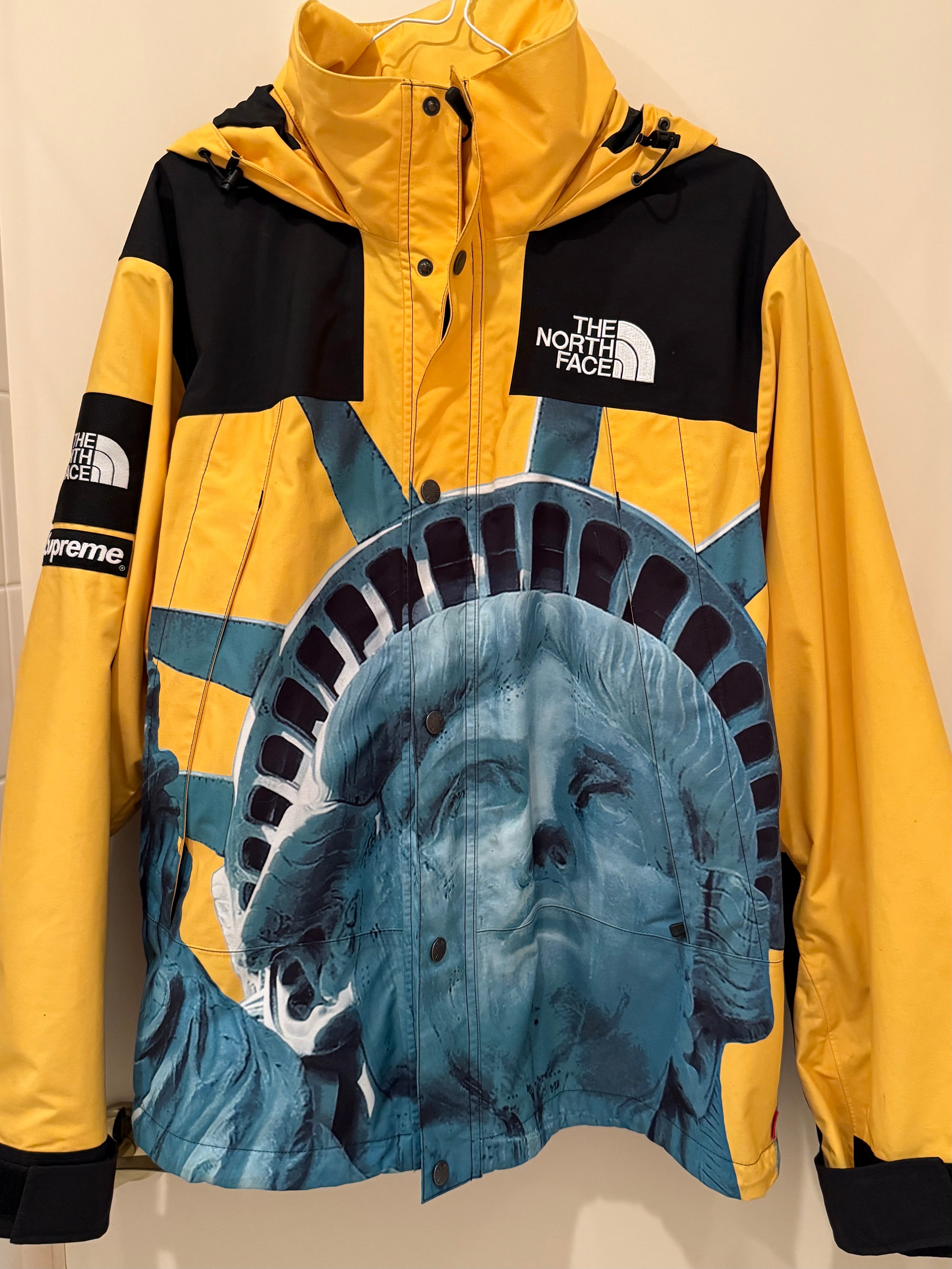 Supreme x The North Face Statue of Liberty Mountain Jacket "Yellow"