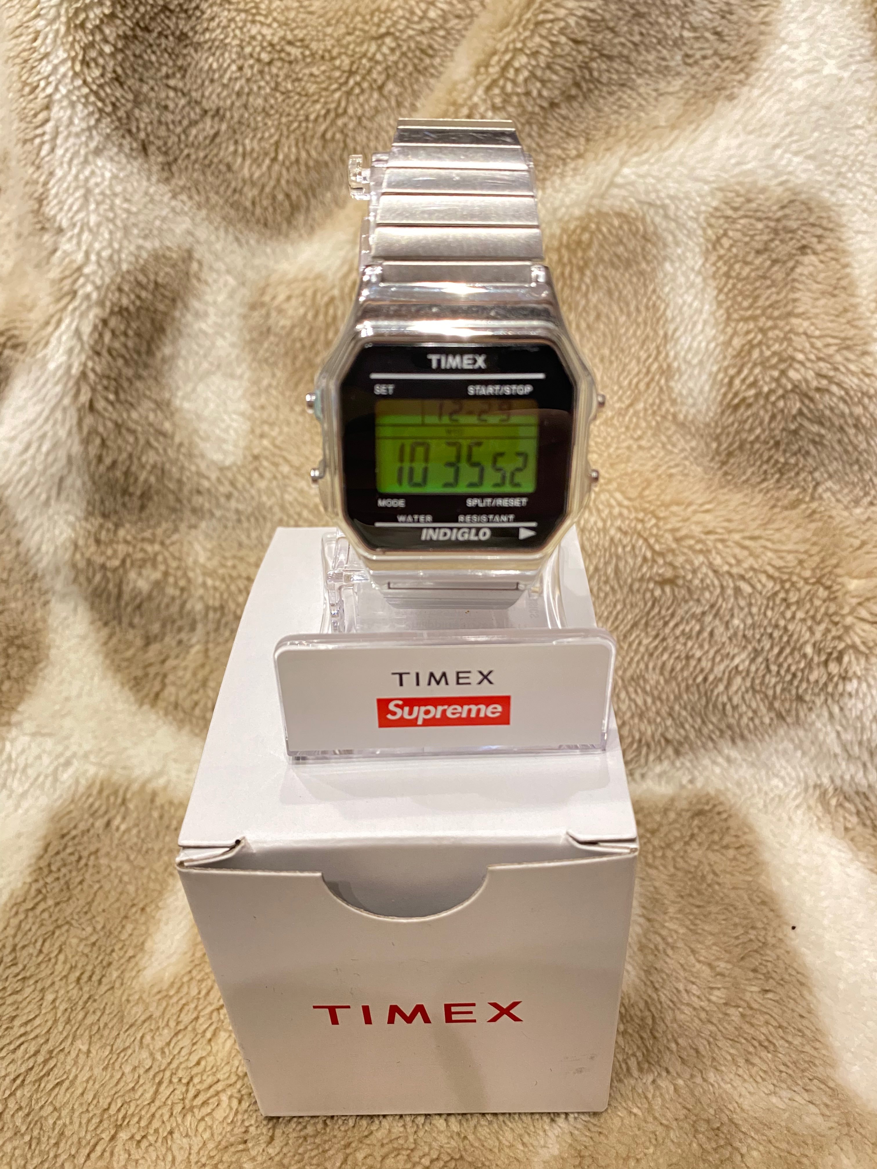 Supreme / Timex® Digital Watch "Silver"