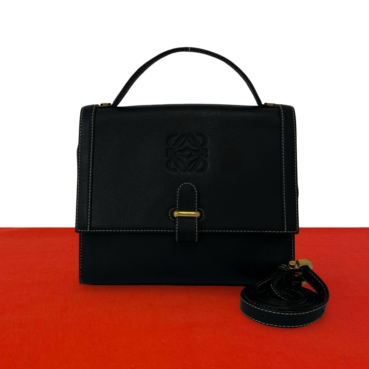 LOEWE ロエベ アナグラム ロゴ レザー ショルダーバッグ ブラック
 29993