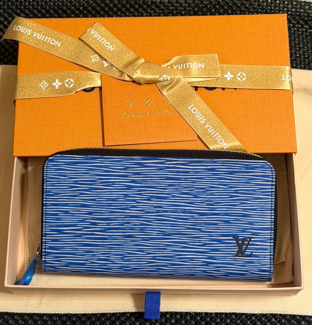 Louis Vuitton Zippy Wallet Epi Denim