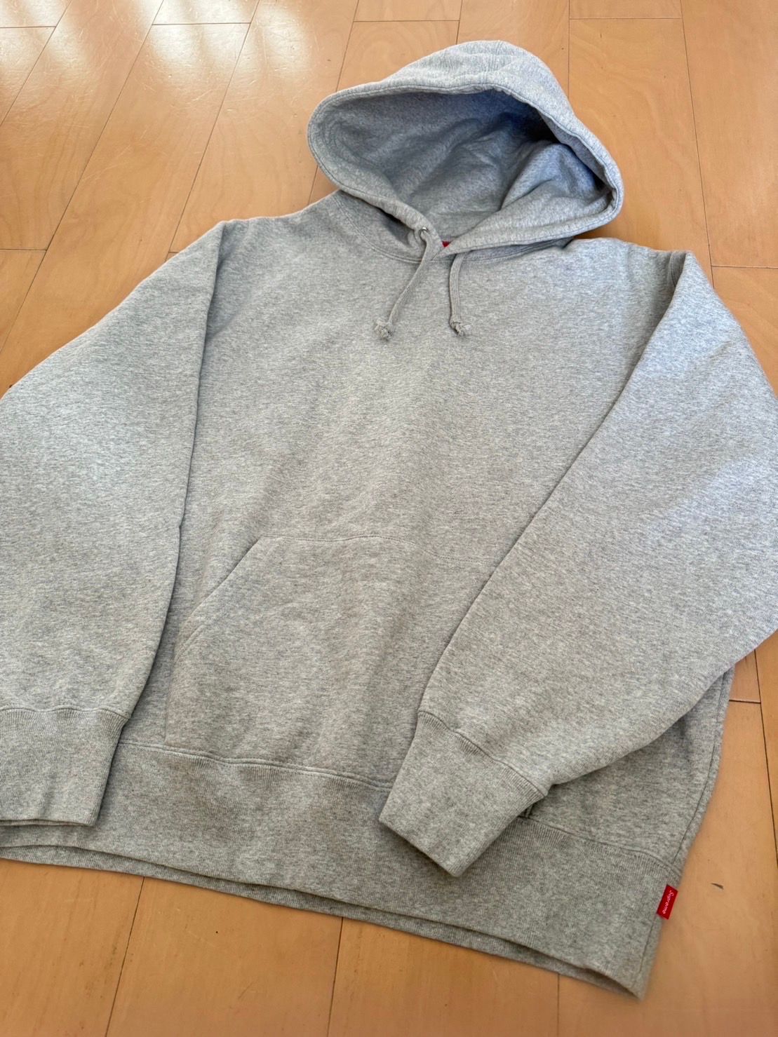 Supreme Satin Applique Hooded Sweatshirt "Ash Grey"