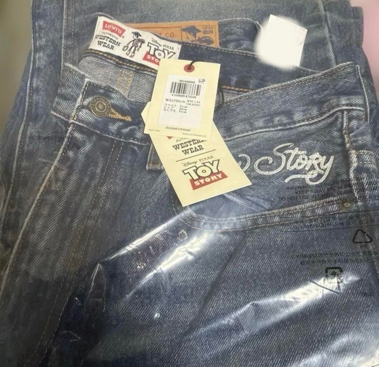 LEVI'S x Toy Story Western Flare Jean "Light Indigo"