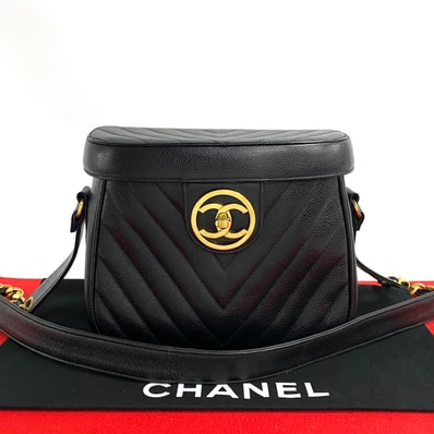 CHANEL シャネル ココマーク レザー キャビアスキン ショルダーバッグ ブラック
39941