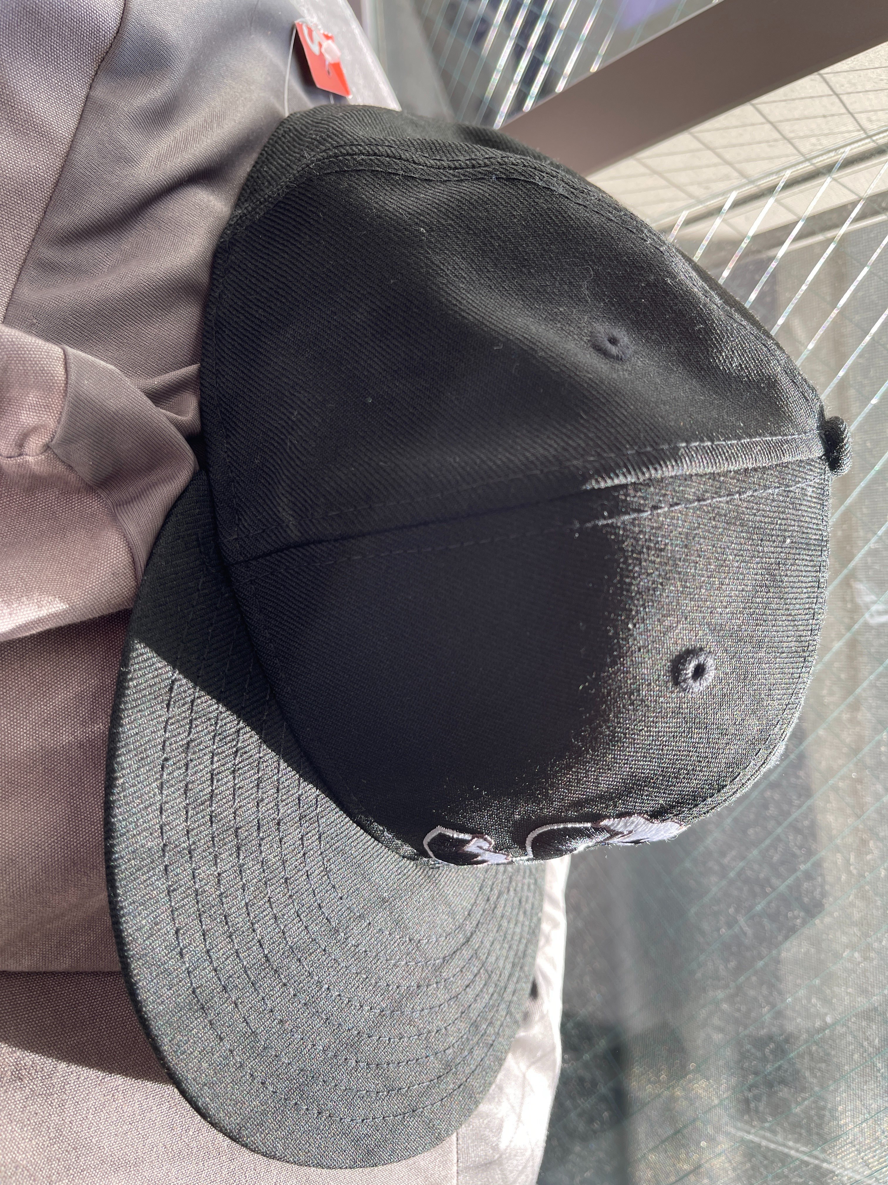 Supreme S Logo New Era® "Black" (20FW)