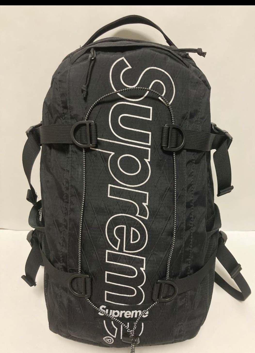 Supreme 18FW Backpack "Black"