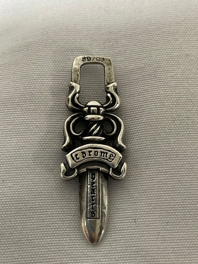 Chrome Hearts #5 Dagger Charm Zip 1 "Silver"