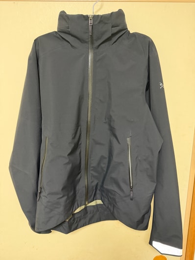 ARC'TERYX A2B commuter jacket size M