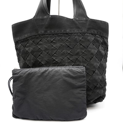 BOTTEGA VENETA(ボッテガ・ヴェネタ)イントレチャート ウェビング トートバッグ ポーチ付き ブラック ナイロン レディース【中古】
