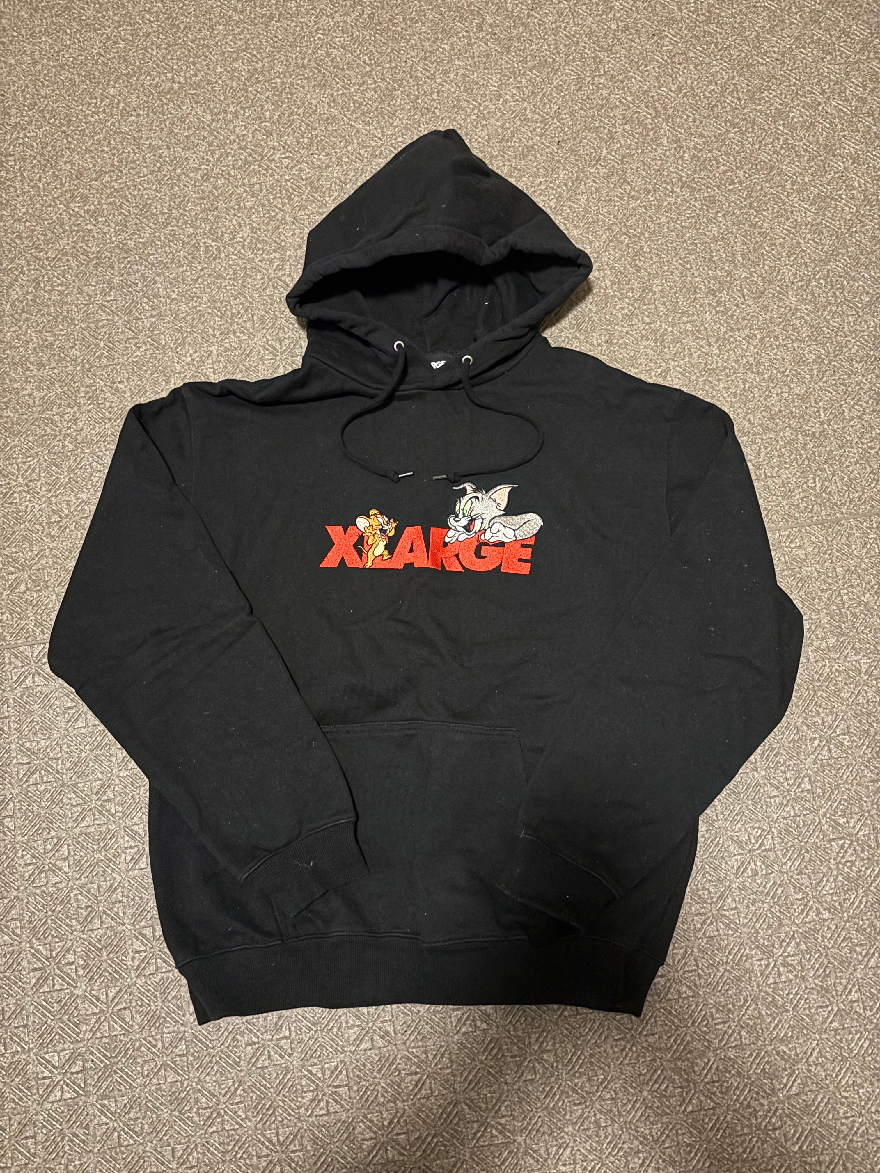 XLARGE x Tom and Jerry Hooded Sweatshirt "Black"