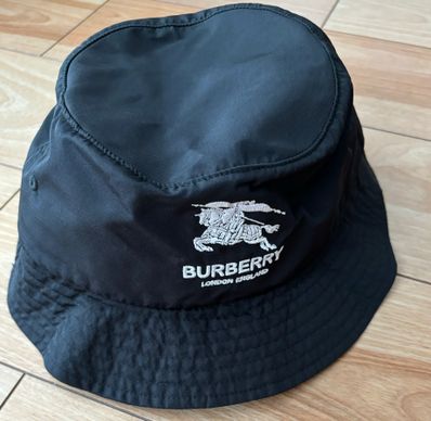 Supreme / Burberry Crusher "Black"