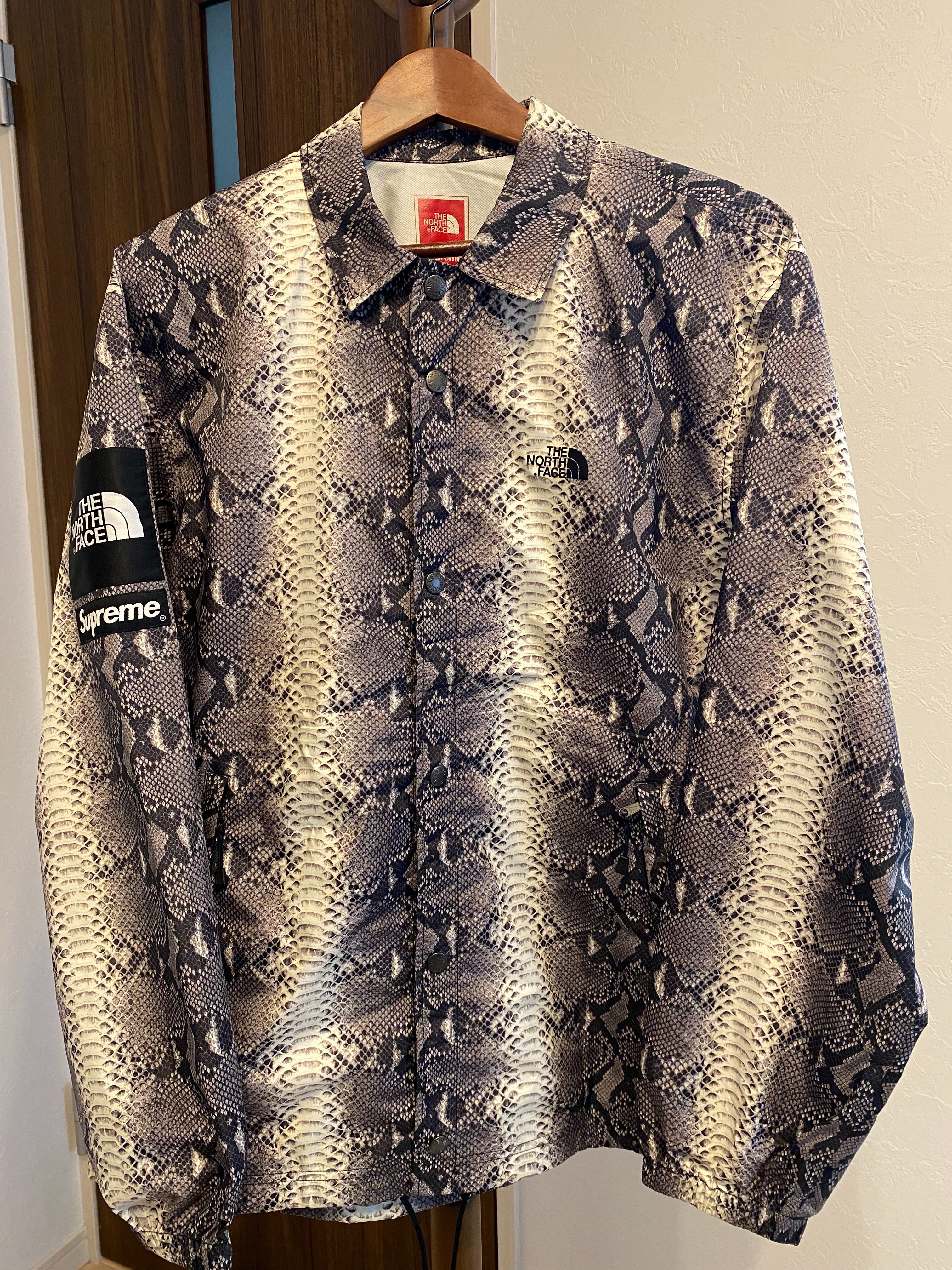 Supreme x The North Face Taped Seam Coaches Jacket "Black"