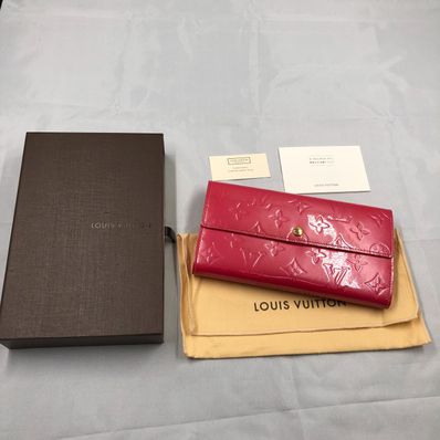 Louis Vuitton Sarah Wallet Monogram Vernis "Red"