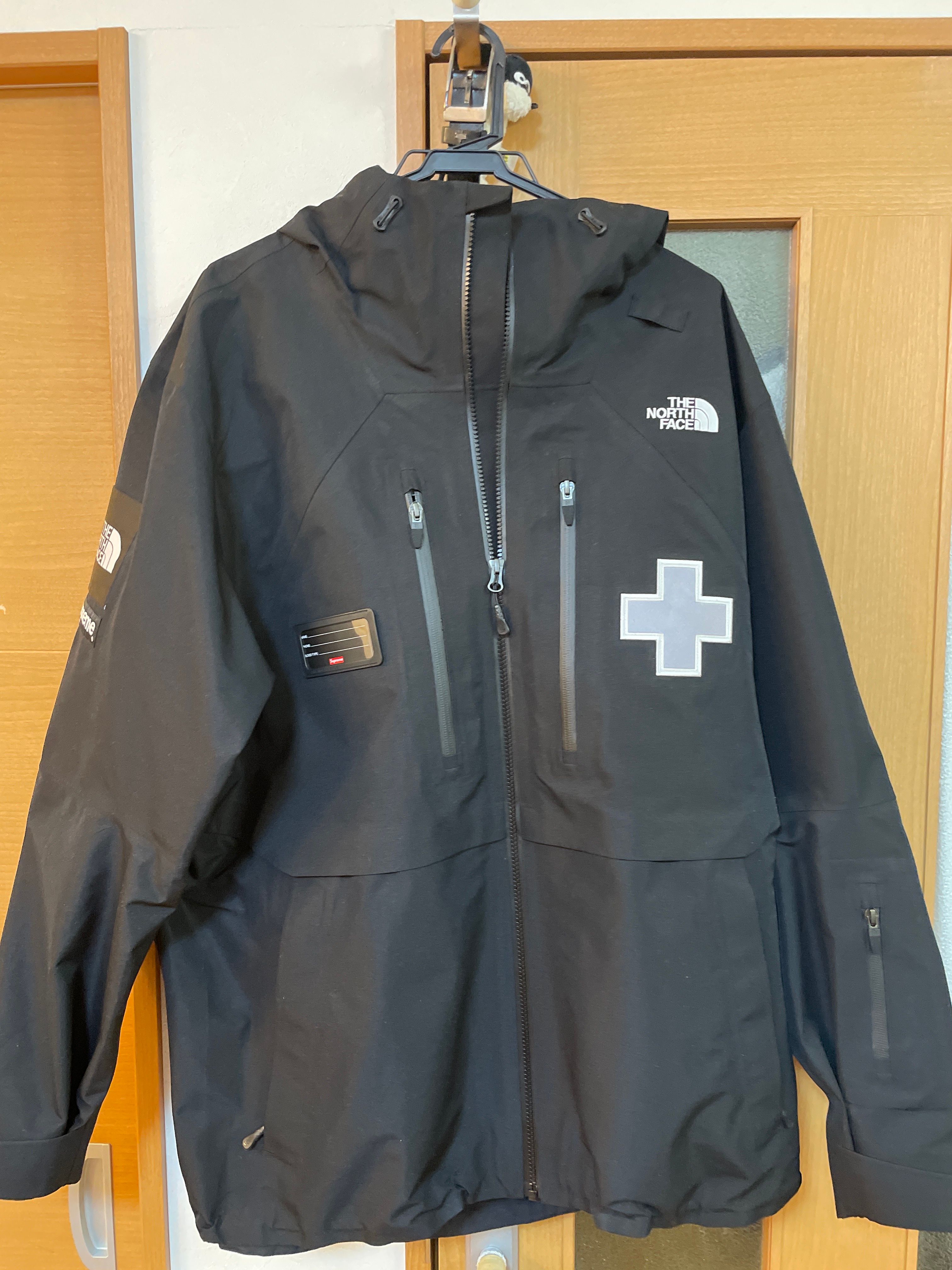 Supreme x The North Face Summit Series Rescue Mountain Pro Jacket "Black"