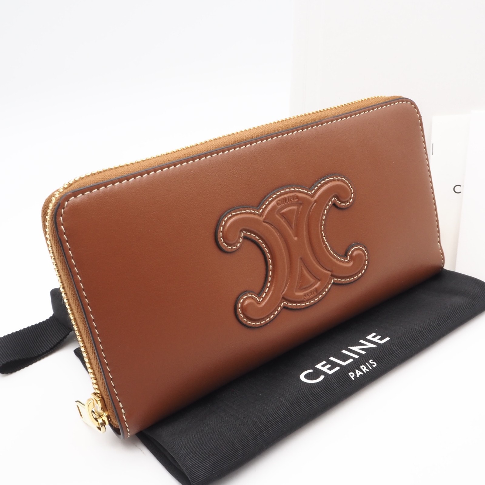 極美品 CELINE セリーヌ スムースカーフスキン キュイル トリオンフ ラージジップウォレット 10K543DR8 長財布 ブラウン カーフレザー レディース
