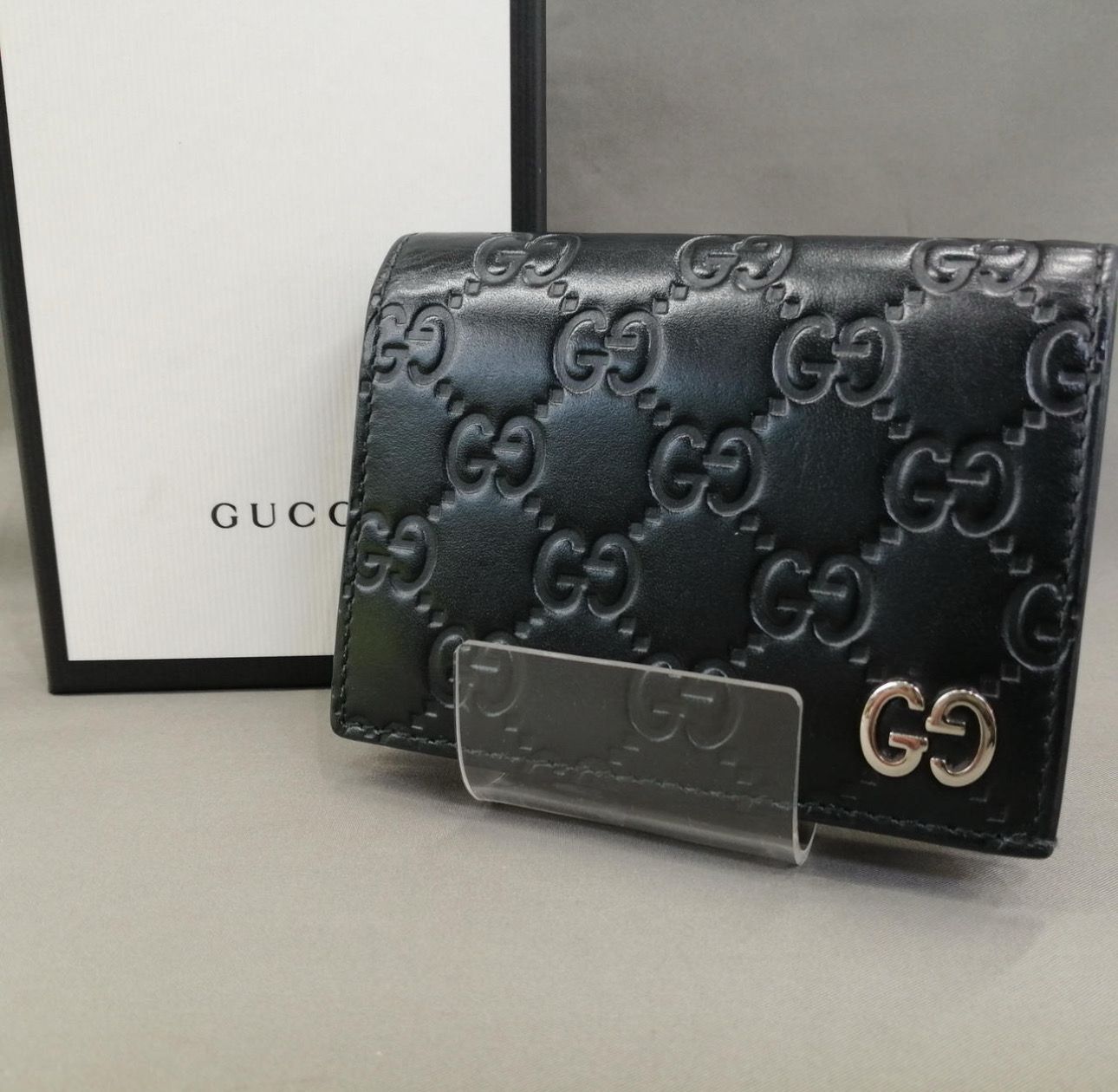 GUCCI Signature Leather Compact Wallet "Black"