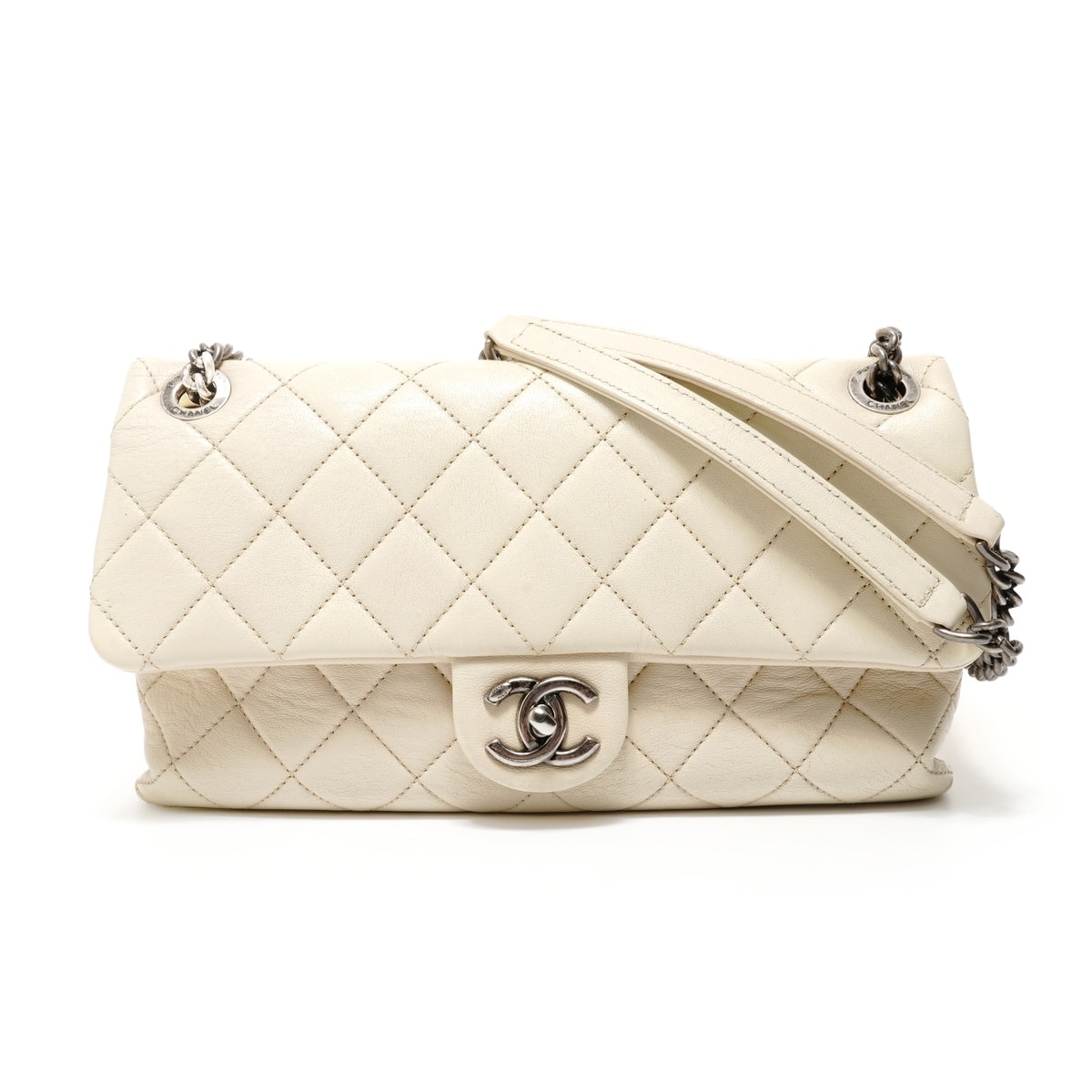 シャネル CHANEL 20番台 マトラッセ チェーン ショルダーバッグ【中古】