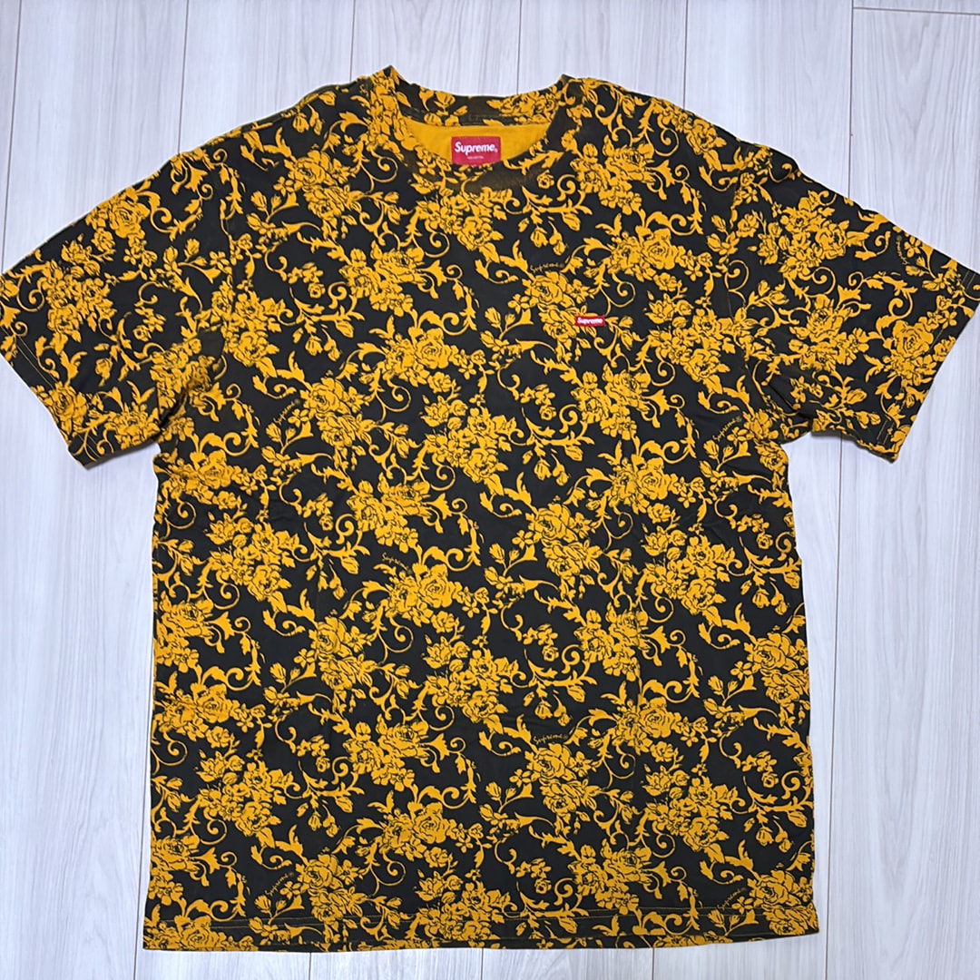 Supreme Small Box Tee 1 "Black Floral"(20SS)