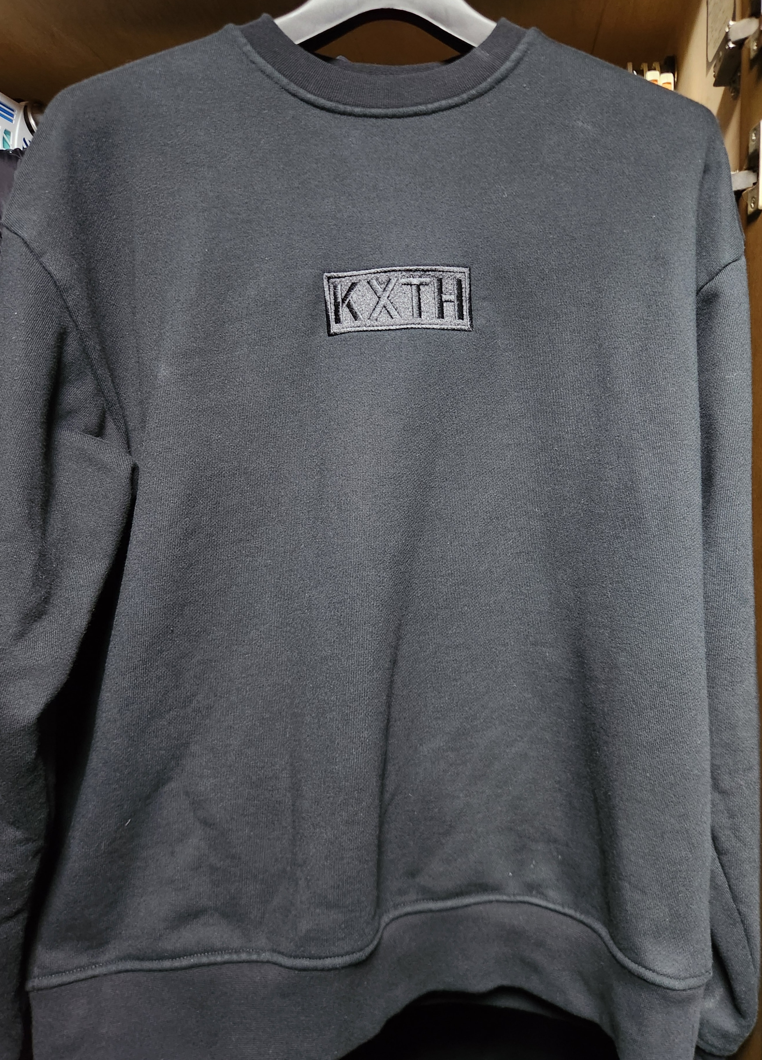 Kith Cyber Monday Crewneck "Black"(KHM030147-001)