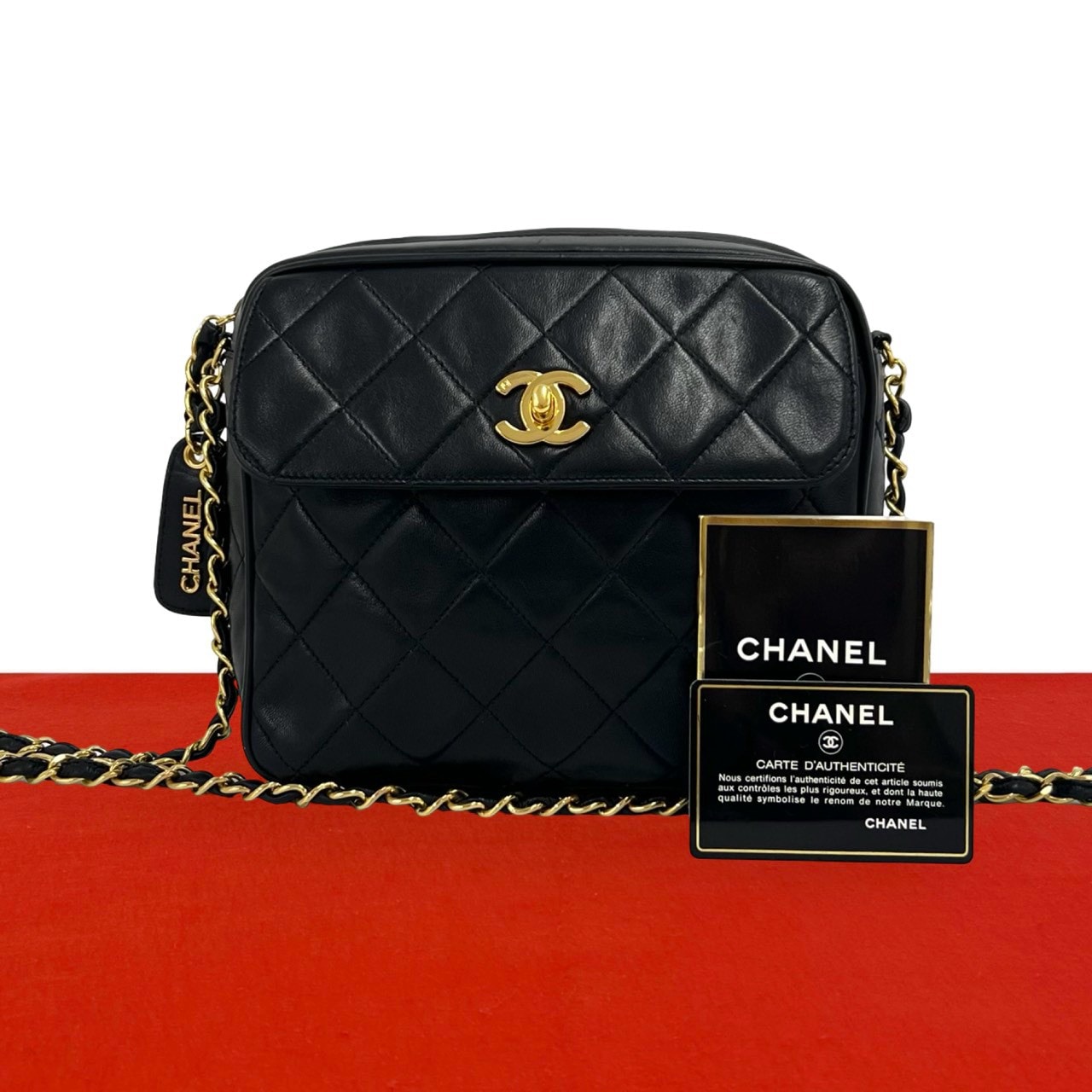 CHANEL シャネル マトラッセ ココマーク ラムスキン ショルダーバッグ ブラック
 18926