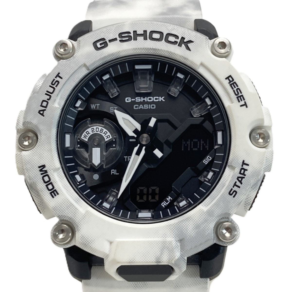 CASIO カシオ G-SHOCK GRUNGE SNOW CAMOUFLAGE GA-2200GC-7AJF ホワイト クォーツ メンズ 腕時計