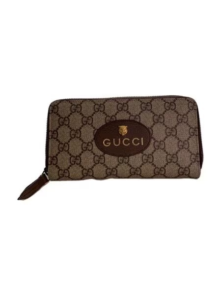 GUCCI Neo Vintage GG Supreme Zip Around Wallet