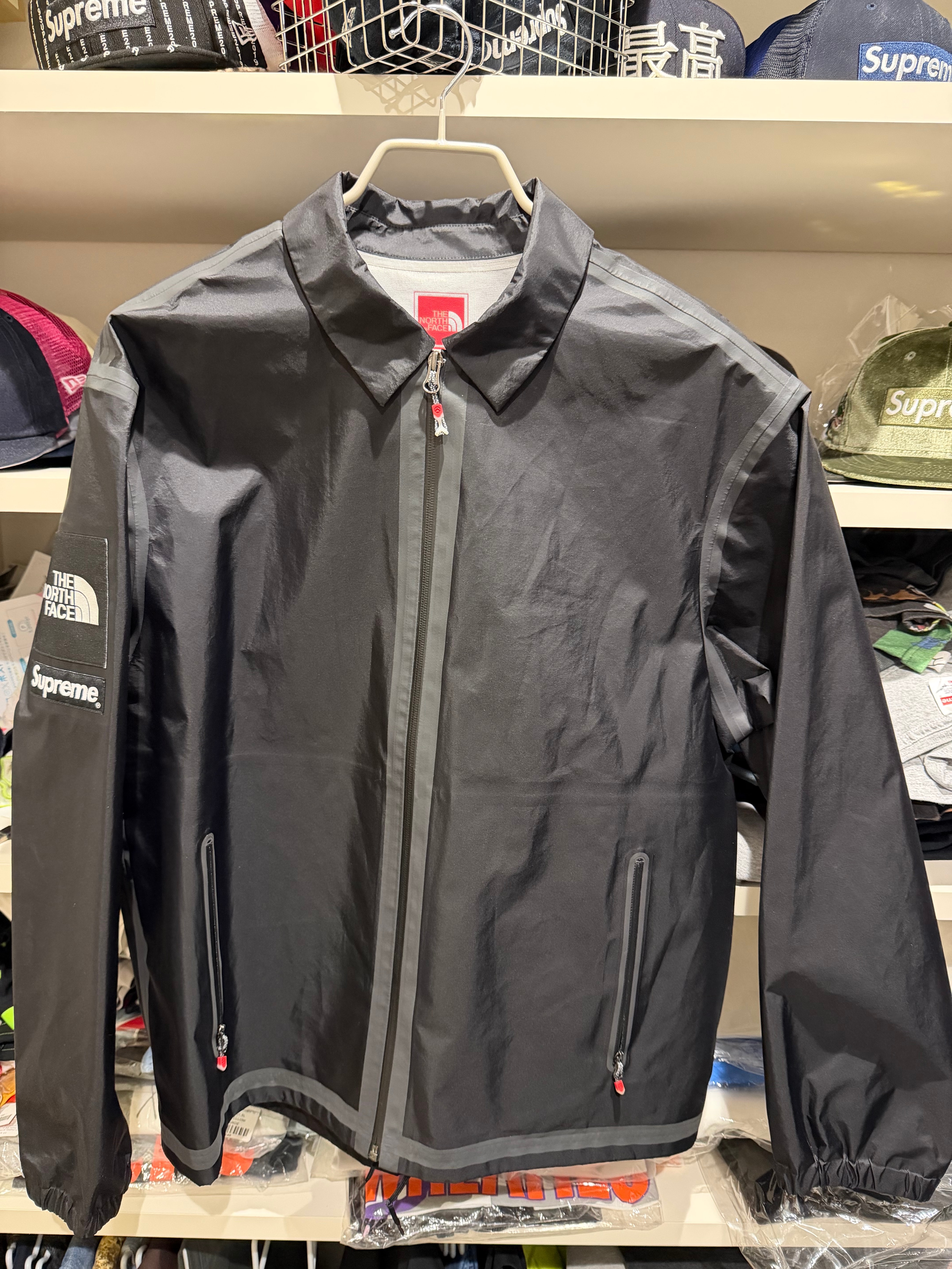 Supreme x The North Face Summit Series Outer Tape Seam Coaches Jacket "Black"