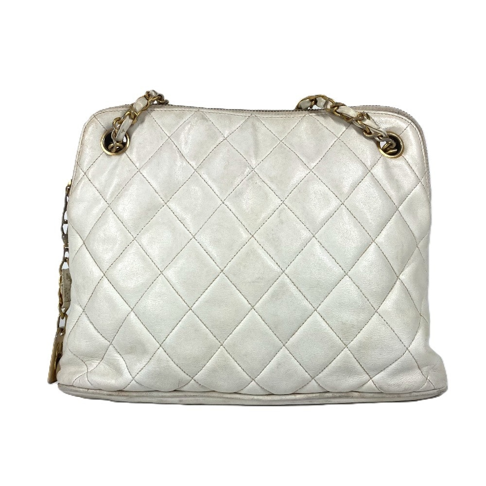 シャネル CHANEL マトラッセ キルティング ロゴ ヴィンテージ ロゴ Wチェーンバッグ 肩掛け ショルダーバッグ レザー ホワイト