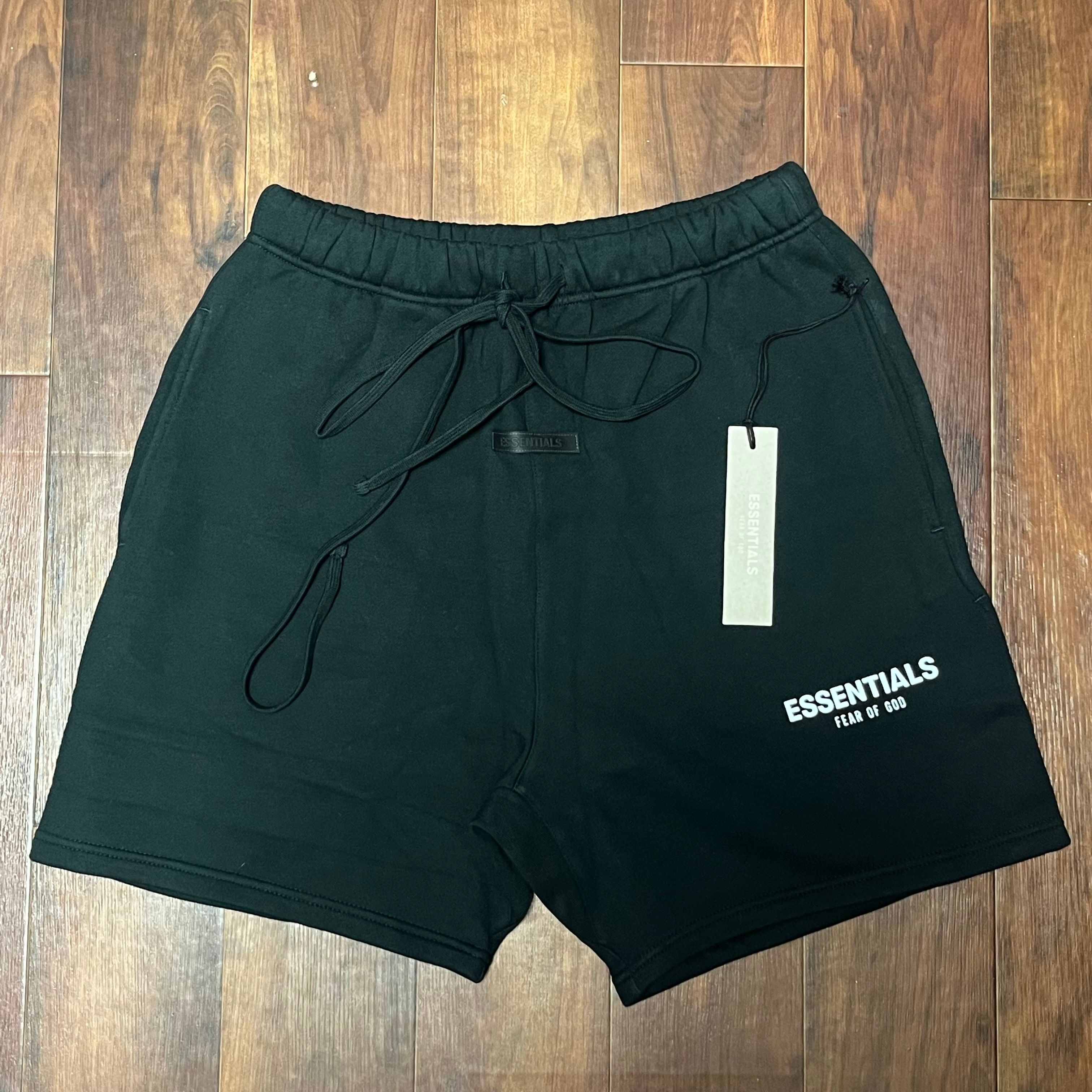FEAR OF GOD ESSENTIALS SWEATSHORT "Stretch Limo"