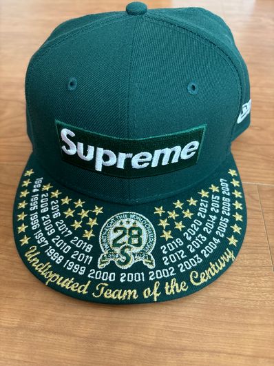 Supreme Undisputed Box Logo New Era "Dark Green"
