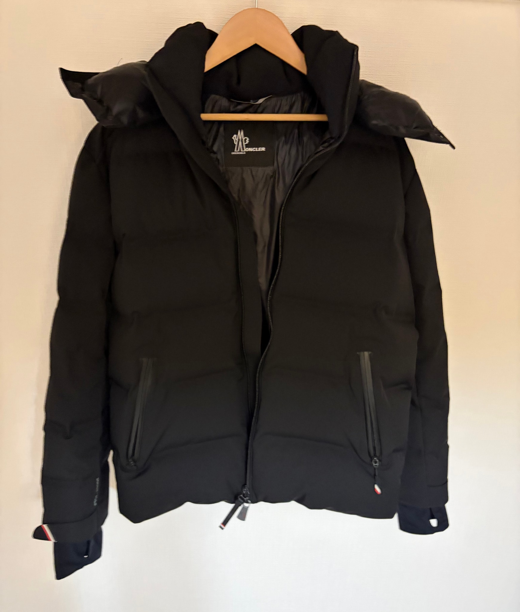 MONCLER GRENOBLE Giacca Da Sci Isolante Montgetech Con Cappuccio "Black"