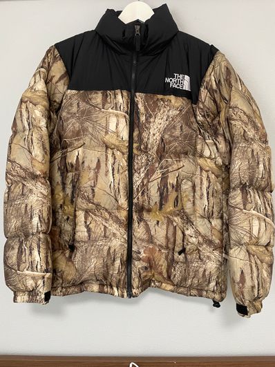 The North Face NOVELTY NUPTSE JACKET 日本版 "Leaves"