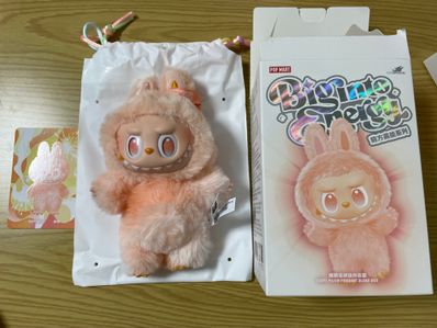 POP MART THE MONSTERS (LABUBU) Big into Energy Series Plush Pendant HAPPINESS