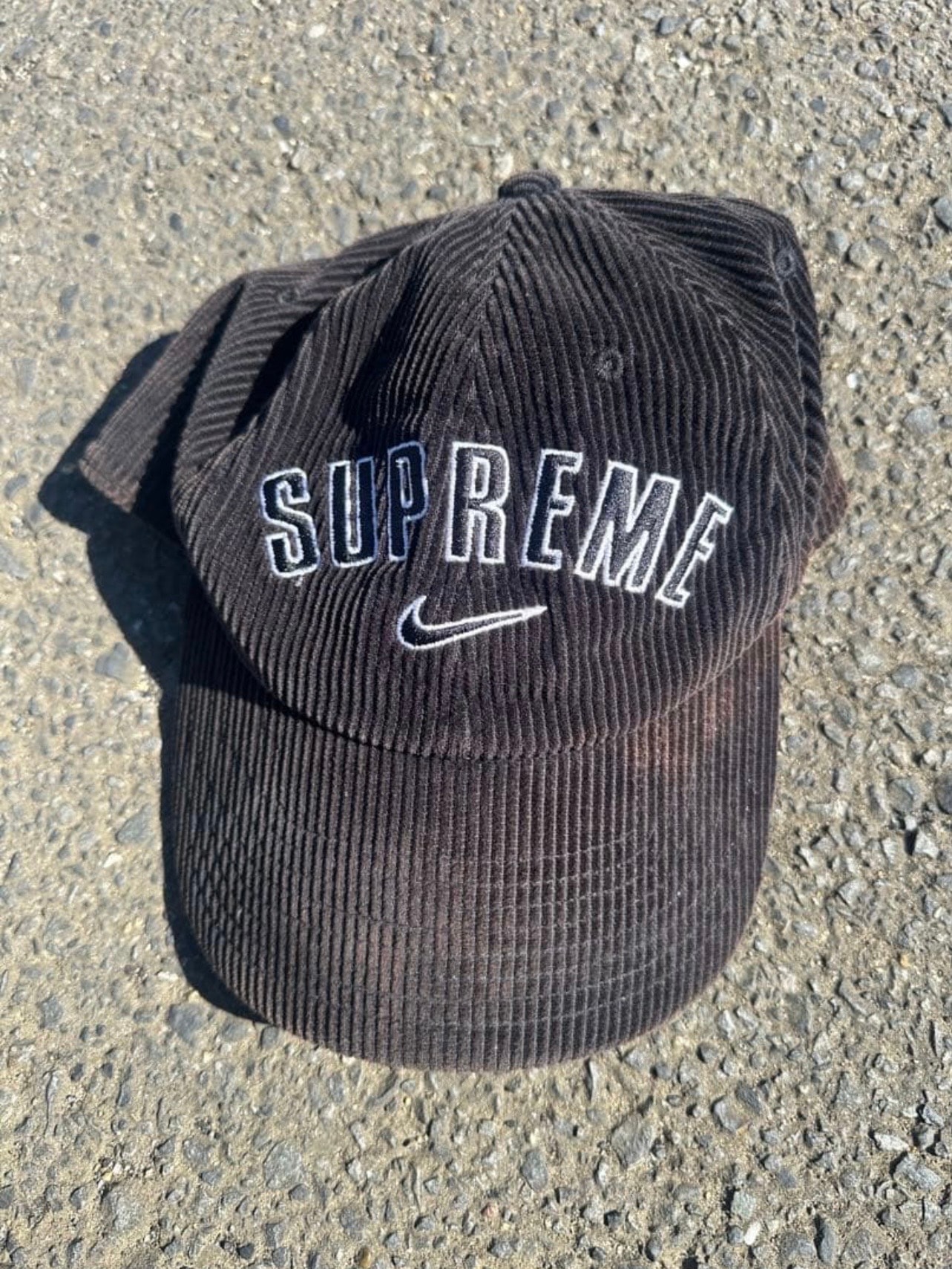 Supreme / Nike Arc Corduroy 6-Panel "Black"