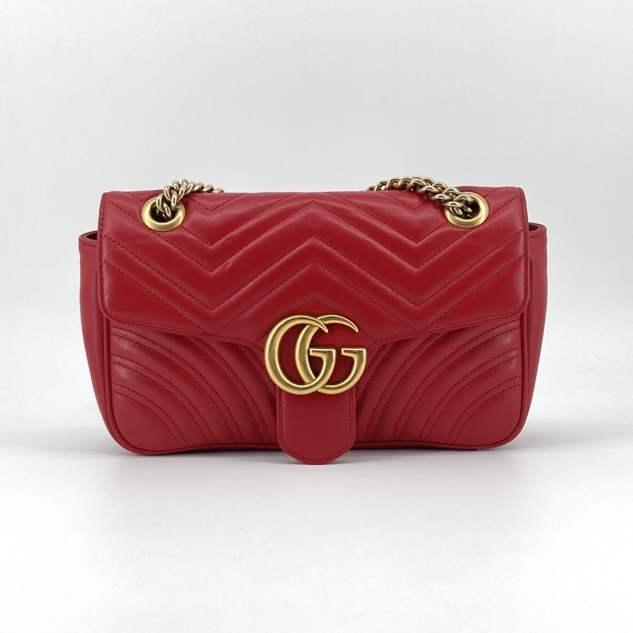 GUCCI(グッチ) GGマーモント スモール シェブロン キルティングレザー 443497 ショルダーバッグ ブライトレッド×ゴールド