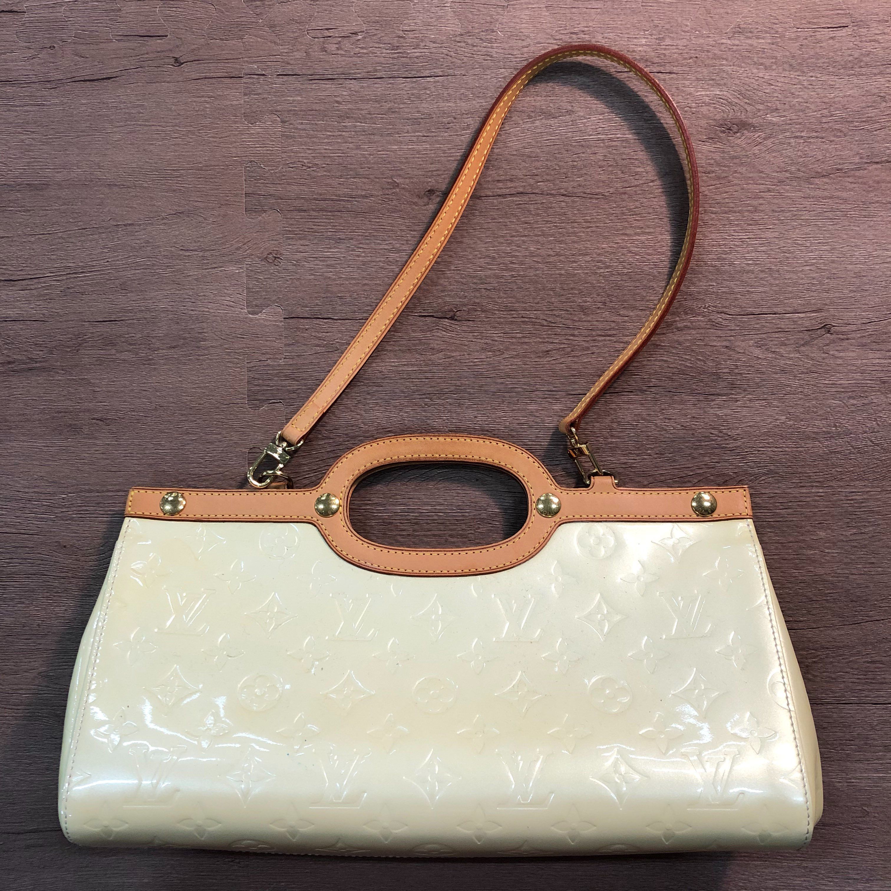 Louis Vuitton Vernis Roxbury Drive "Perle"
