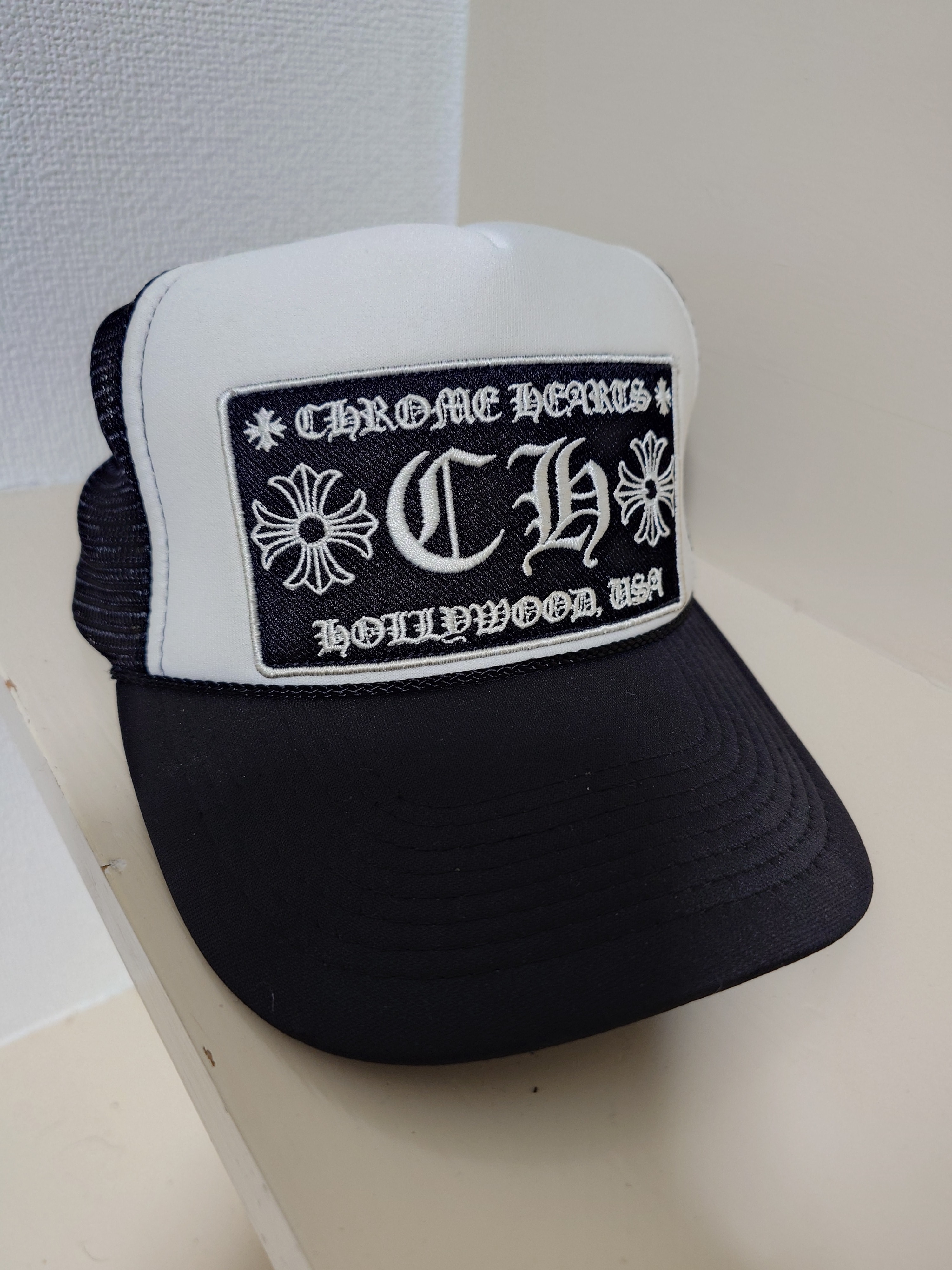 Chrome Hearts Trucker Cap CH "Black/White"
