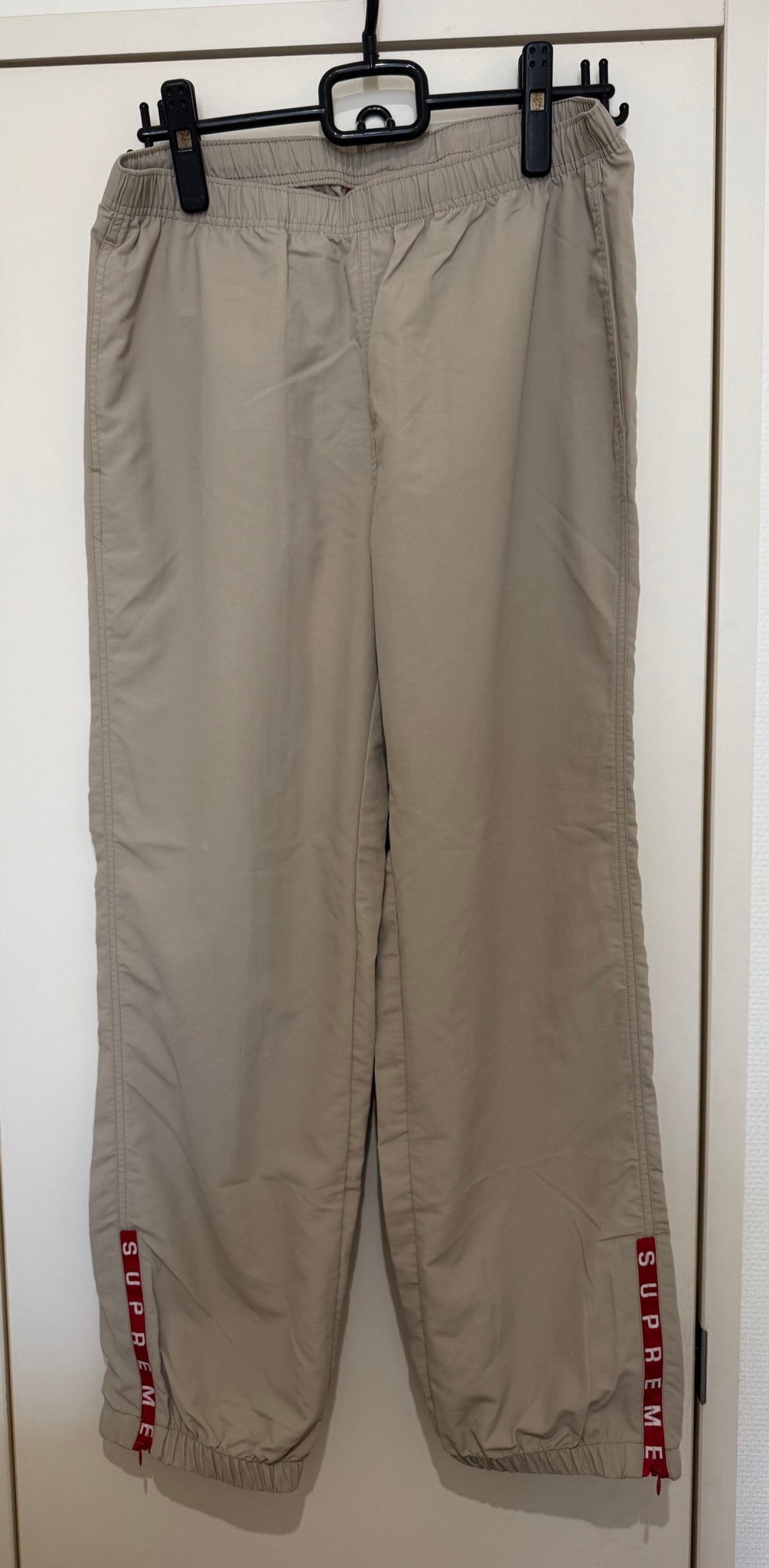 Supreme Warm Up Pant "Taupe" (22SS)